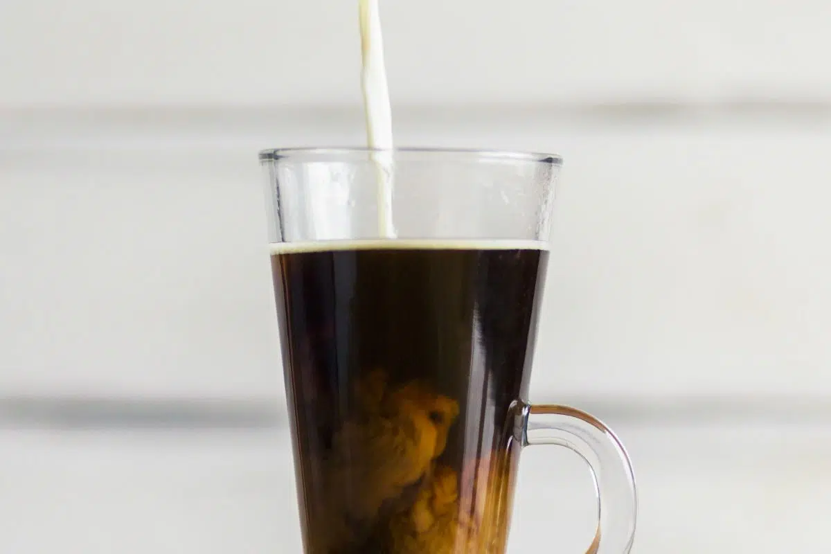 café com óleo de coco