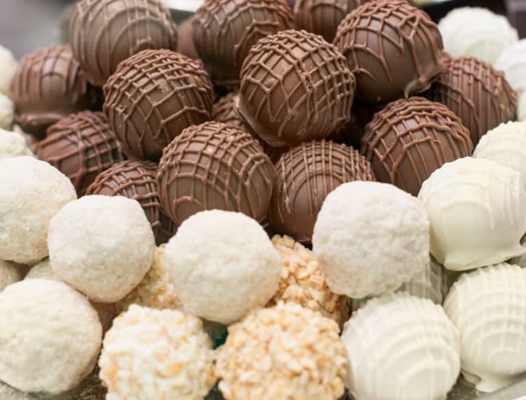 Com vontade de comer doce.