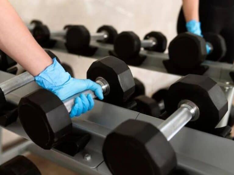 Etiqueta na academia: aprenda 5 coisas que você não deve fazer e não pague mico 4 Etiqueta na academia; 5 coisas que você não deve fazer