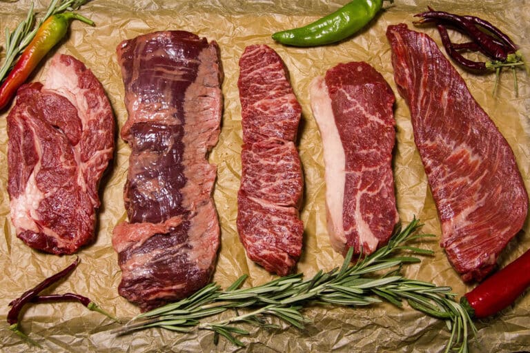 Manuseio de carnes cruas: aprenda 05 cuidados essenciais