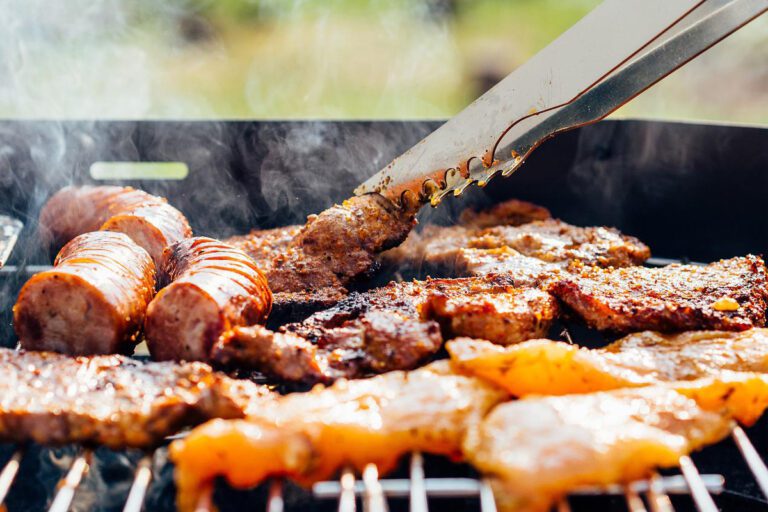 manusear carne para churrasco