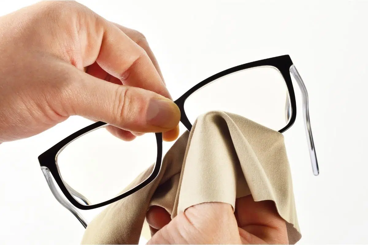 limpar óculos de grau