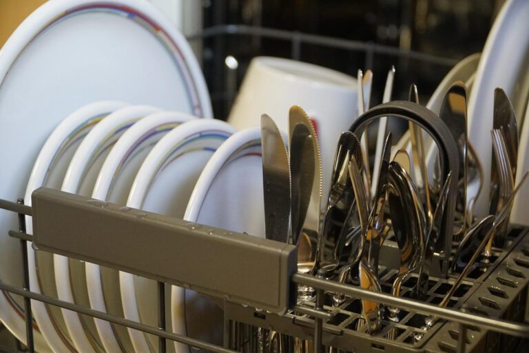 Quando devemos higienizar utensílios de cozinha? Veja hoje como se organizar 6 higienizar utensílios de cozinha