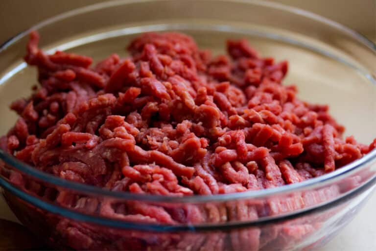 Como fazer para descongelar carne em segurança? Veja o passo a passo sem erros 5 descongelar carne em segurança?