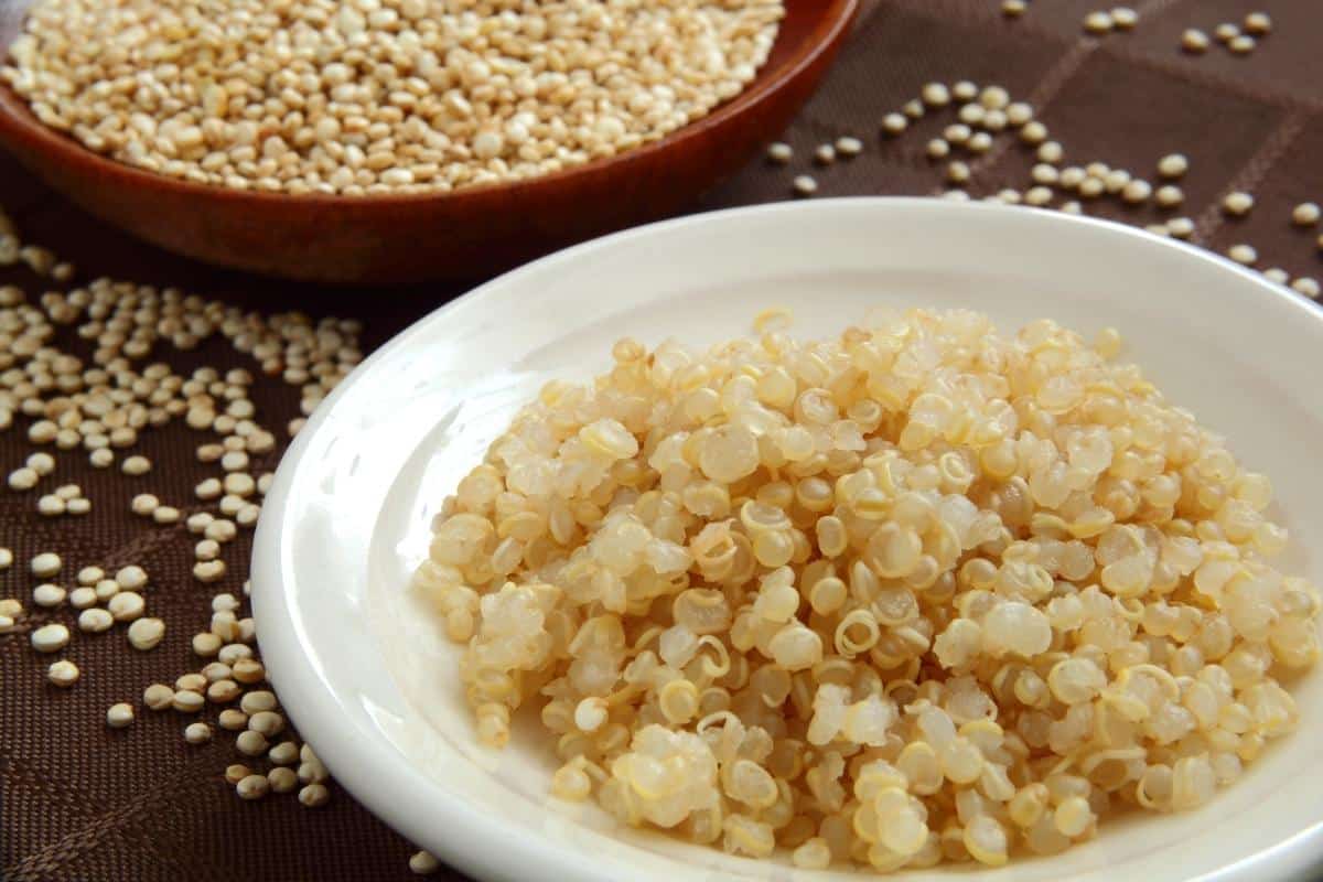comer quinoa na dieta