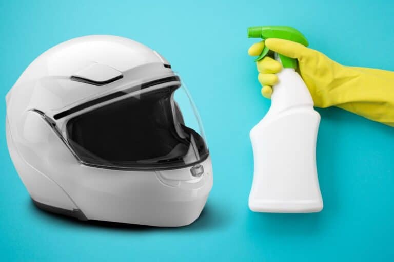 Como lavar o capacete de moto por dentro de maneira prática e eficiente? 2 lavar capacete de moto