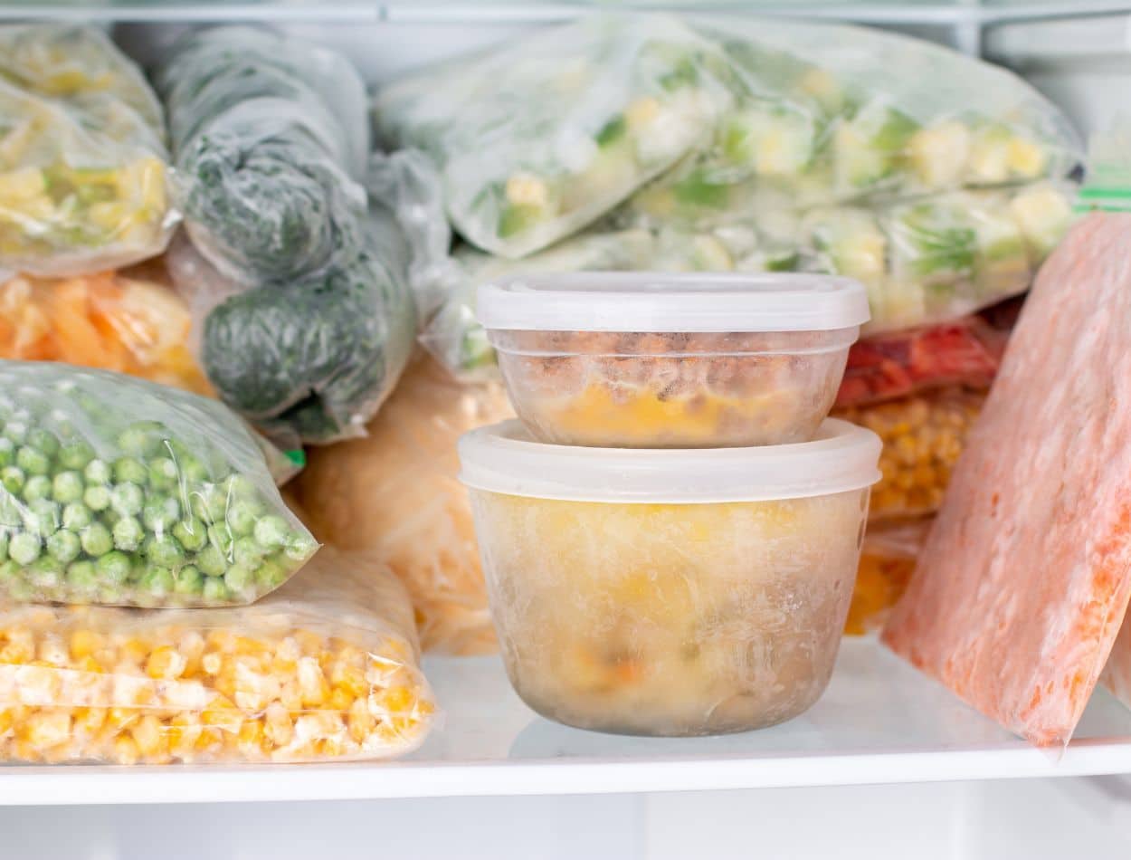 NÃO PODE! Veja 10 alimentos que se não devem congelar 2 alimentos que se não devem congelar