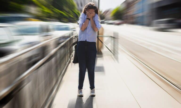 Técnica para acalmar a ansiedade em 5 minutos: faça em qualquer hora e lugar
