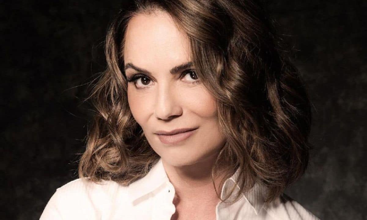 Primeiros sinais de Vitiligo; doença que atinge Luiza Brunet e mais famosos 1 Primeiros sinais de Vitiligo; doença que atinge Luiza Brunet e mais famosos