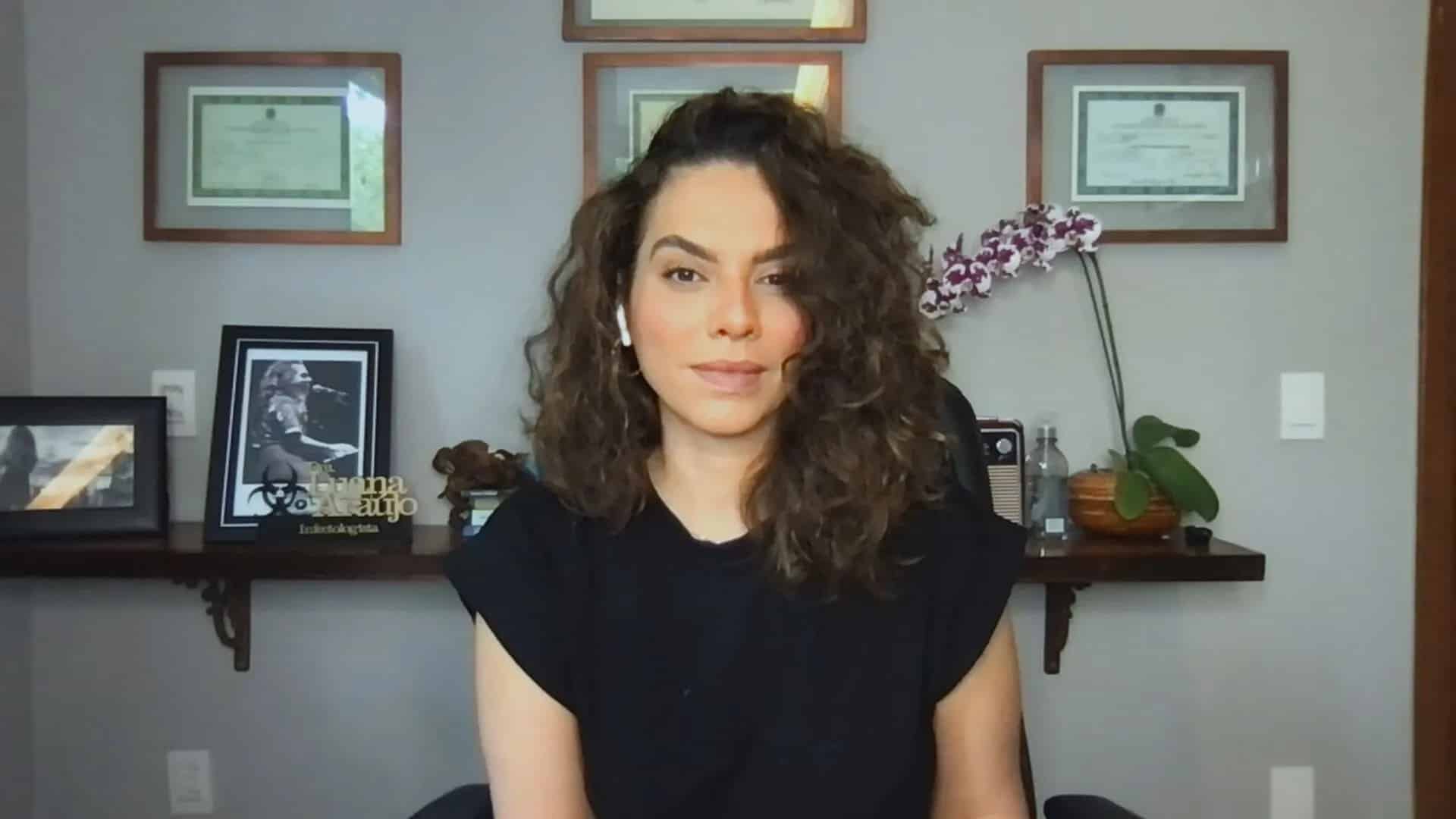 Dra. Luana Araújo.
