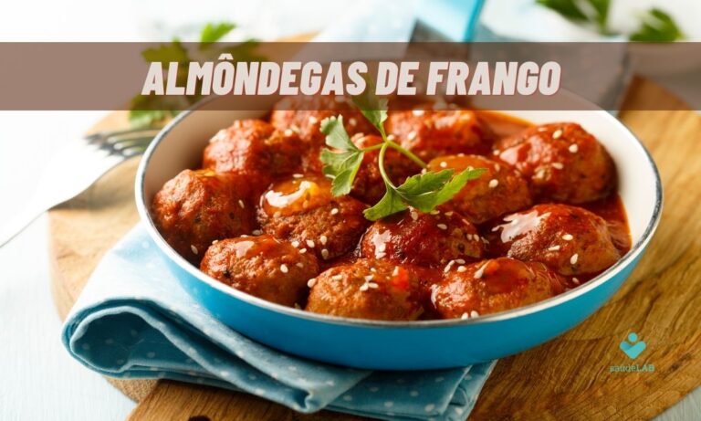 Almôndegas de frango: receita caseira para servir a família toda 3 Almôndegas de frango.
