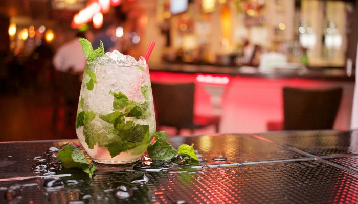 3 Drinks Fit com e sem álcool para curtir a festas de fim de ano: saiba como preparar 2 Drink Mojito
