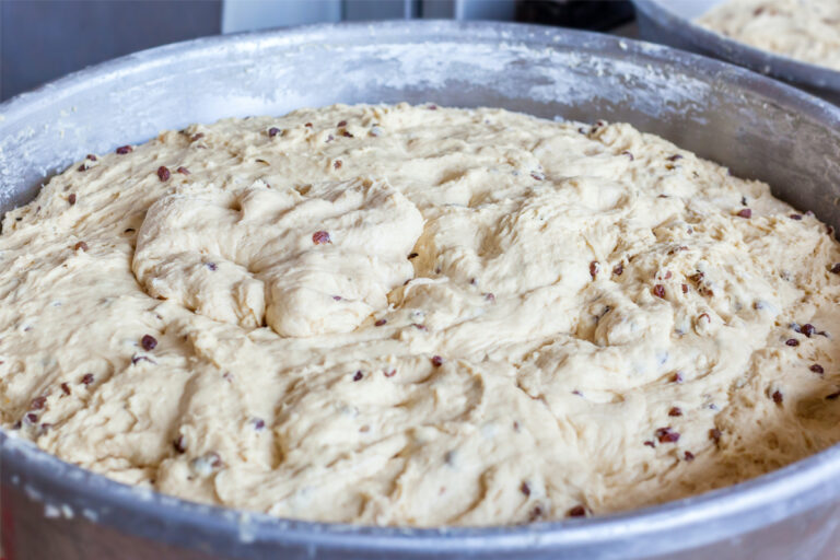 Como fazer fermento natural para pão em casa? Conheça sua vantagens 2 Como fazer fermento natural em casa? Quais são as vantagens?