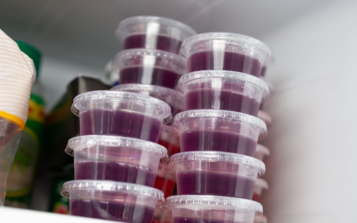 Quanto tempo a gelatina pode ficar na geladeira? Veja o prazo seguro 2 Quanto tempo a gelatina pode ficar na geladeira