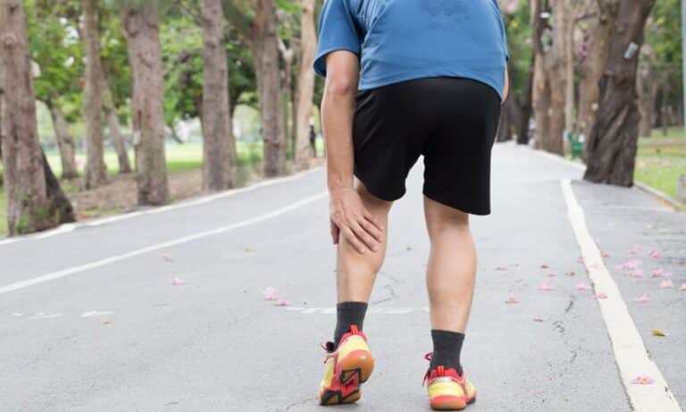 Como evitar câimbras? Entenda as causas e porque elas acontecem 3 Como evitar câimbras?