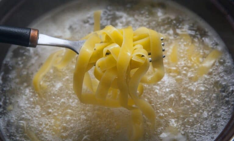 Pode congelar macarrão depois de cozido