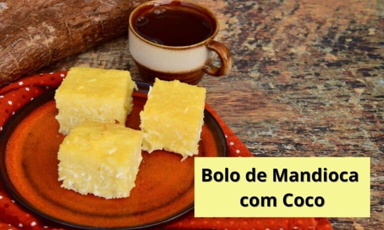 Bolo de mandioca com coco simples e fácil: prepare para o lanche da tarde 5 Bolo de Mandioca com Coco.