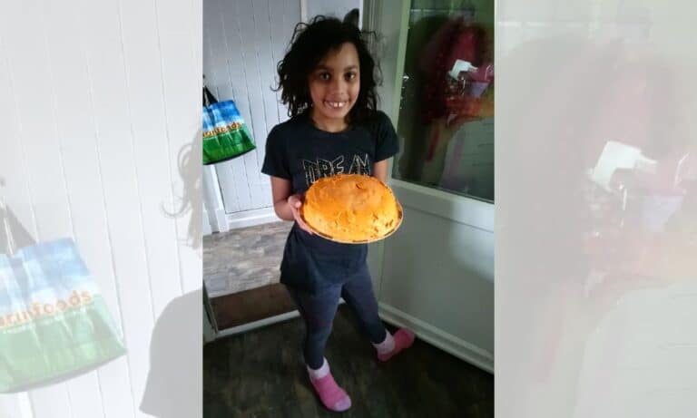 Adolescente não resiste após inalar desodorante em spray que lembrava perfume da mãe 6 Giorgia Green inalou desodorante em excesso.