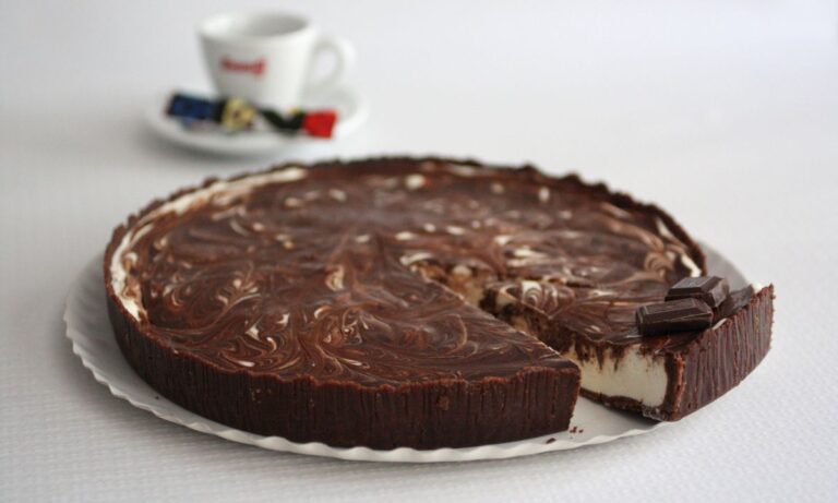 Torta de Limão com Chocolate.