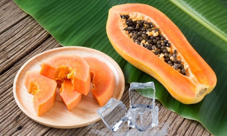 Pode congelar mamão? Descubra a melhor forma de conservar e não jogue mais fora 6 Congelar mamão.