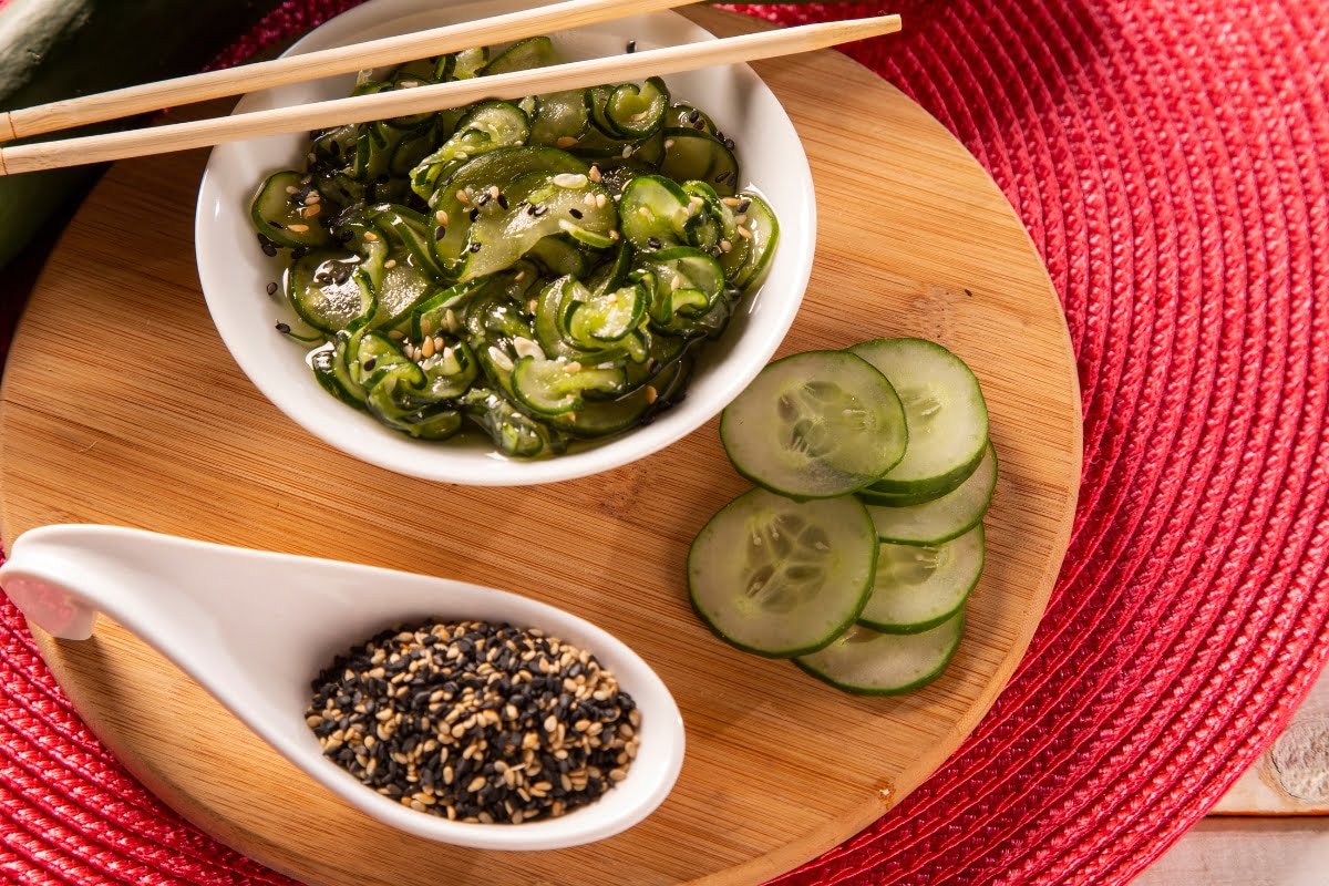 Salada japonesa de pepino: aprenda como fazer Sunomono 2 Salada japonesa de pepino: aprenda como fazer o famoso e saboroso Sunomono