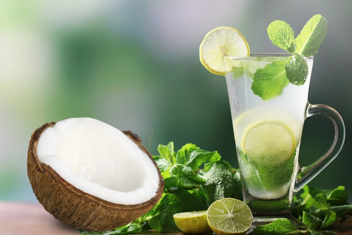 Suco de limão com coco: uma ótima opção para a saúde e paladar