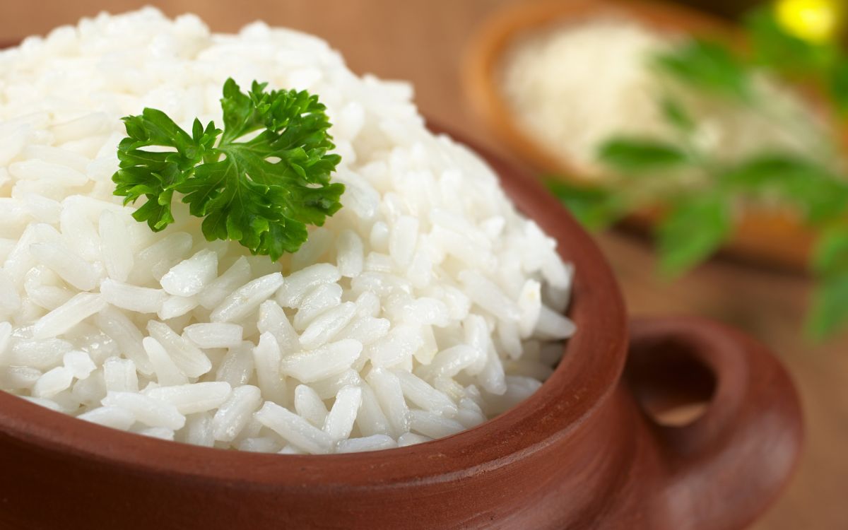Quem tem pedra na vesícula pode comer arroz branco