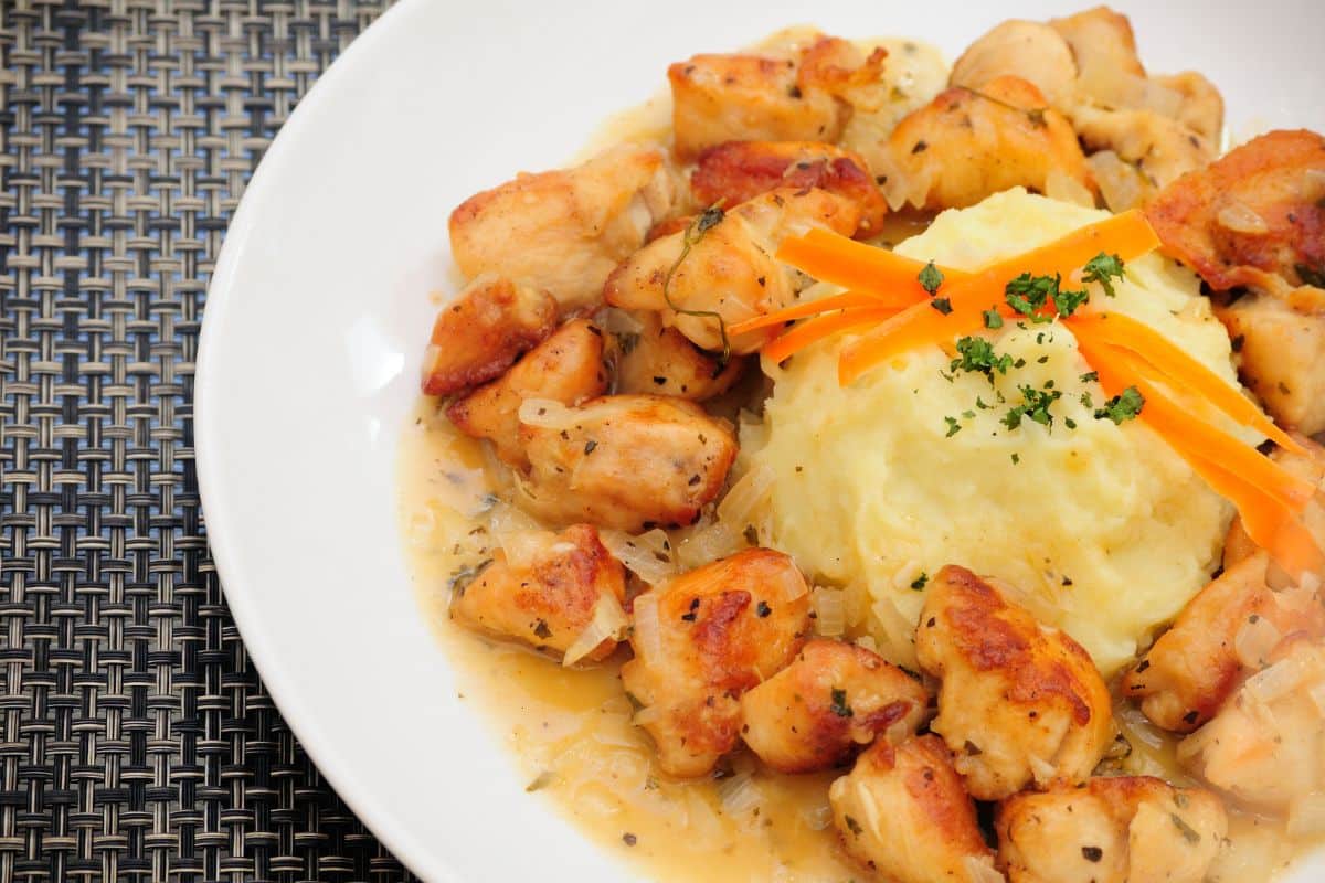 Comida para quem está com diarreia sarar rápido: 3 receitas poderosas 3 Purê com frango.