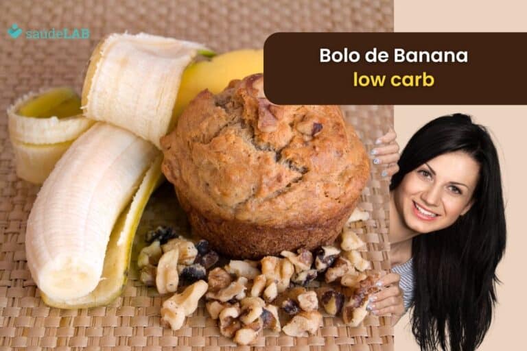 Bolo de banana low carb.