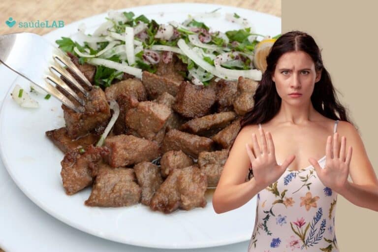 Comer fígado a noite faz mal? Descubra se é mito ou verdade! 2 Comer fígado a noite faz mal. Foto: Canva PRO