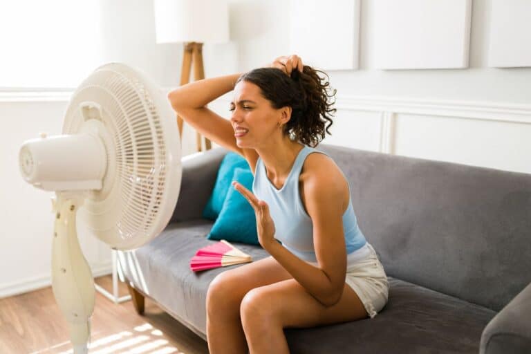 Calor baixa ou aumenta a pressão arterial? Entenda os verdadeiros efeitos 8 calor baixa ou aumenta a pressão.