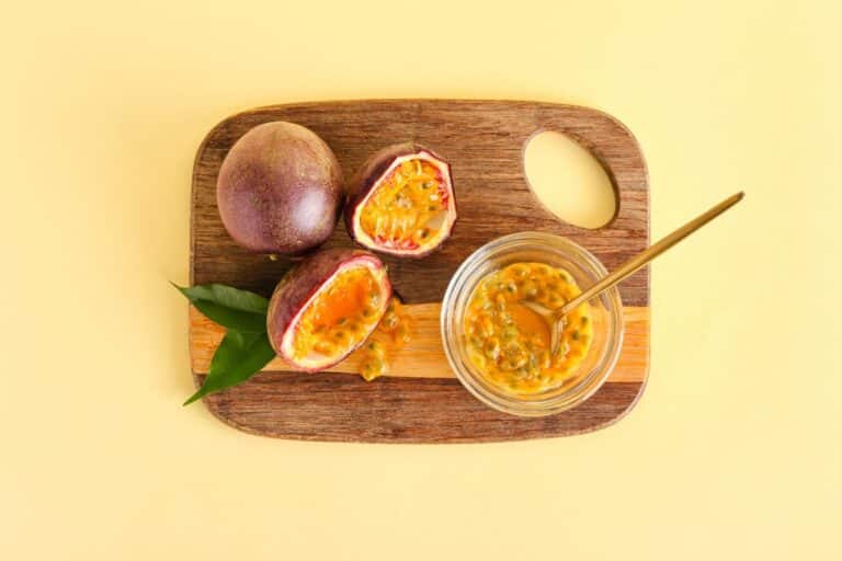 Faz mal comer maracujá puro, ou ele é totalmente seguro? Entenda 5 Faz mal comer maracujá puro?