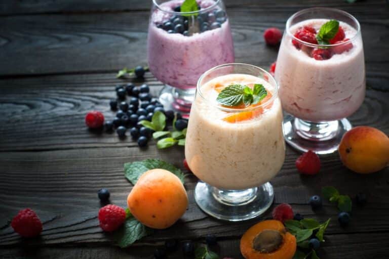 Iogurte faz mal para gastrite? Será que ajuda ou piora? Entenda 7 iogurte faz mal para gastrite.