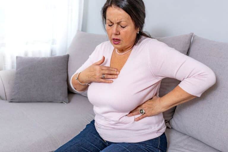 Sintomas de coração fraco: conheça os sinais preocupantes da Insuficiência Cardíaca 5 sintomas de coração fraco.