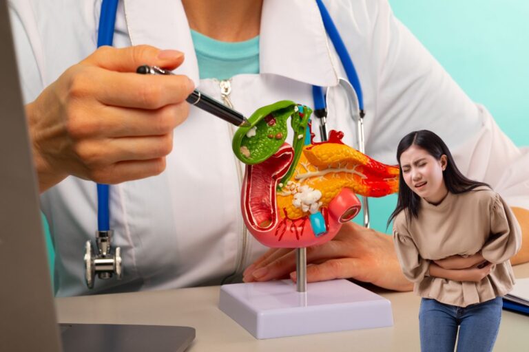 Sintomas de pedra na vesícula: veja quando se preocupar e agir 3 Sintomas de pedra na vesícula.