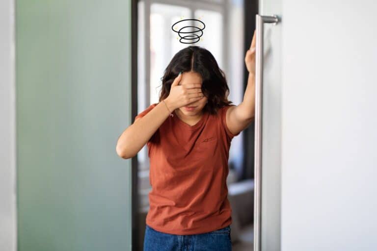 Tontura ao levantar: quando é normal e quando buscar ajuda médica 5 Tontura ao levantar.