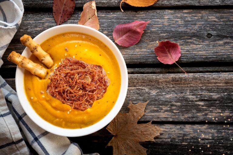 creme de abóbora com carne seca.