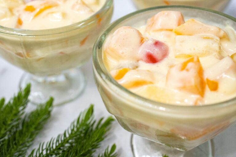 Salada de Frutas com Mousse de Maracujá: uma sobremesa saudável pra lá de especial 5 salada de frutas com mousse de maracujá.