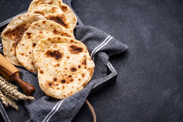 Pão Pita sem Glúten: tão simples e fácil que você vai adorar! 1 pão pita sem glúten.