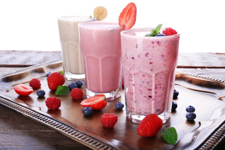 Descubra o shake ideal para cada momento do dia: praticidade e sabor! 2 Shake.