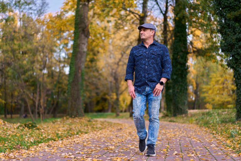 Solteirice ao longo da vida: Como afastar os riscos econômicos e de saúde 6 solteirice.