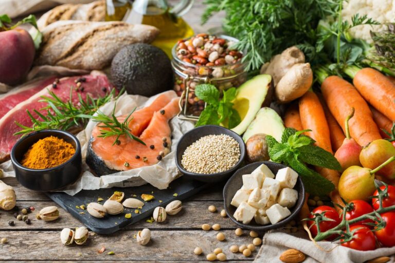 Dieta Mediterrânea é associada a uma melhora significativa na saúde cerebral de adultos hispânicos e latinos 1 Dieta mediterrânea.