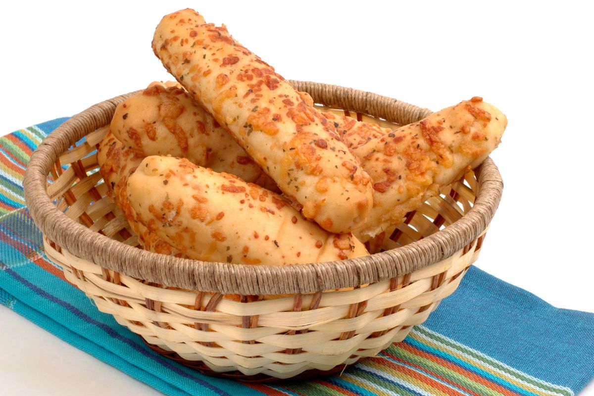 Crostini de tapioca: receita de um petisco delicioso e saudável 1 Crostini de tapioca.
