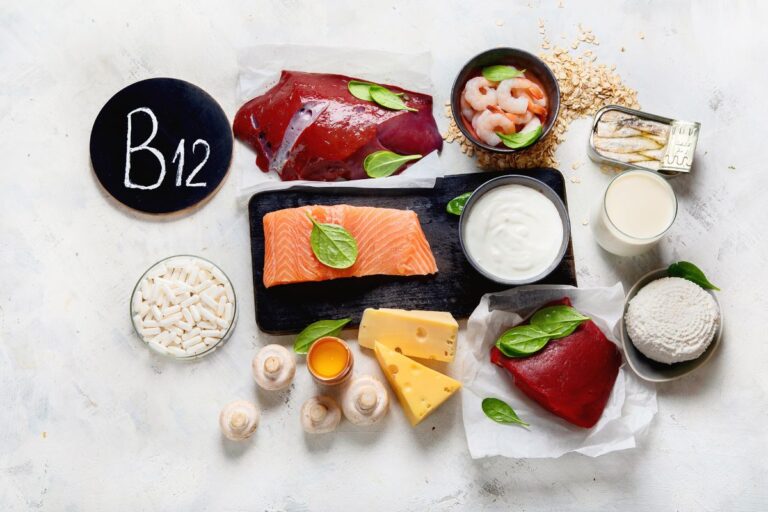 Níveis de vitamina B12 no limite: Estudo alerta sobre os riscos à saúde cerebral dos adultos mais velhos 6 Vitamina B12.