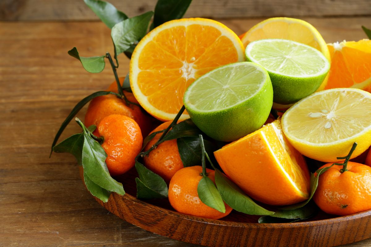 Entenda quais são as frutas cítricas e como elas podem reduzir o risco dessa doença (segundo estudo) 1 O que são frutas cítricas.