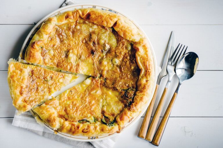 Torta de sardinha simples e muito saudável: aprenda a fazer essa delícia 4 Torta de sardinha simples.