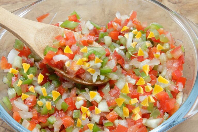 Vinagrete de abacaxi: acompanhamento perfeito para um almoço especial 2 Vinagrete de abacaxi.