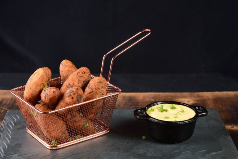 Croquete de bacalhau saudável: petisco incrivelmente delicioso 6 Croquete de bacalhau.