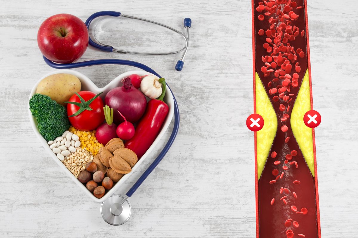 Você come isso? 14 alimentos que reduzem o colesterol de forma eficaz 1 tigela em formato de coração com alimentos que reduzem o colesterol.