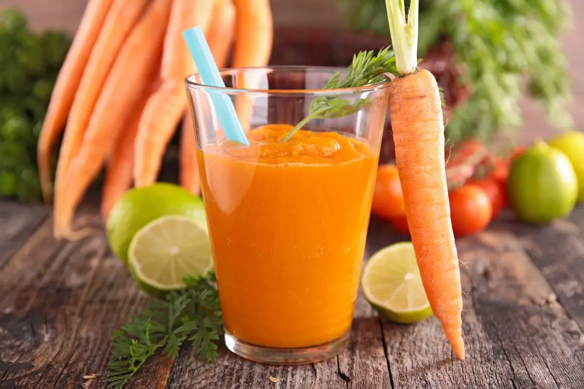 Mocktail Golden Breeze: bebida mista refrescante e saudável que você precisa experimentar 1 Mocktail Golden Breeze.